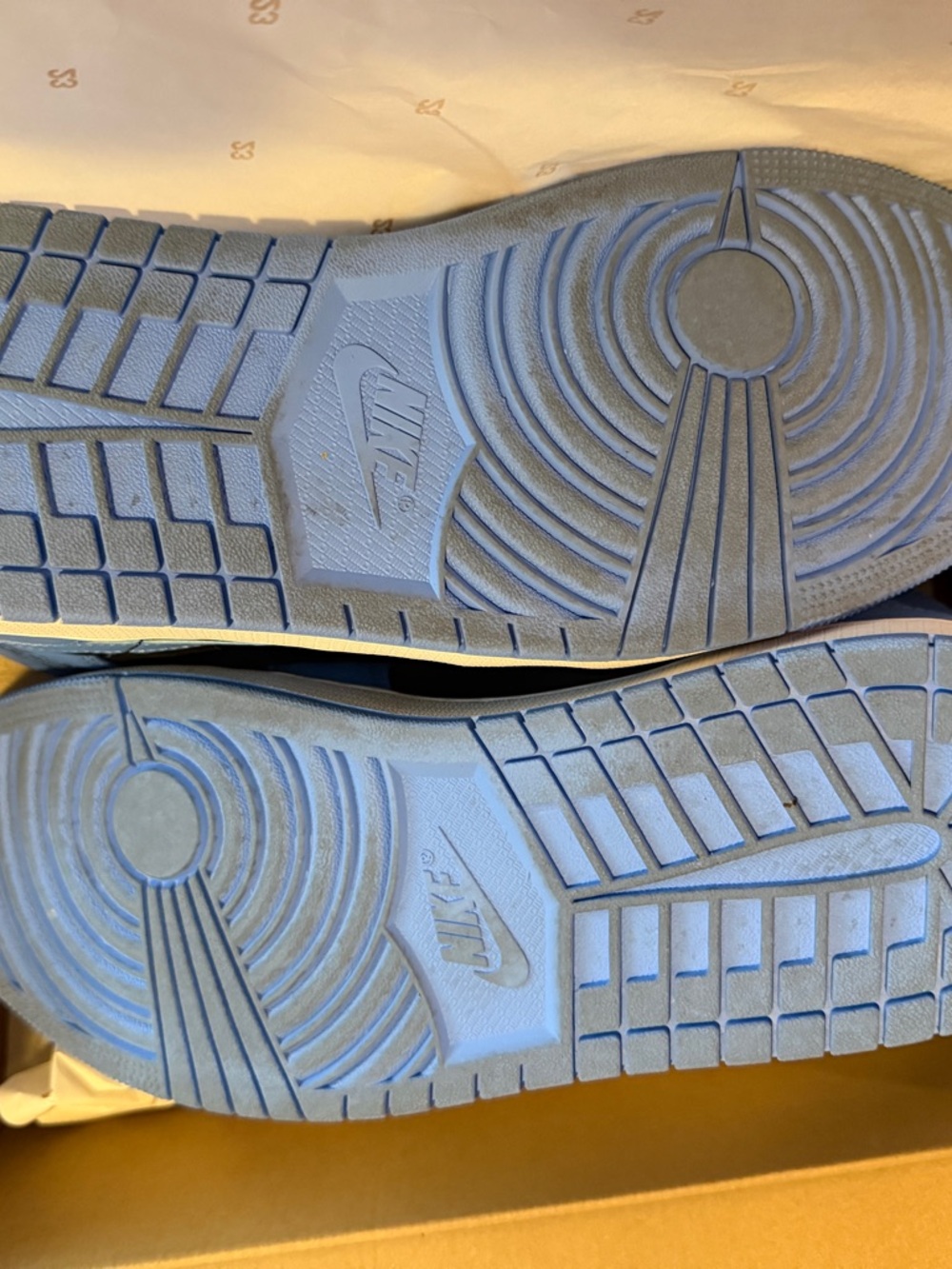 Jordan Men’s Sneakers - Black & Light Blue - Picture 4 of 4